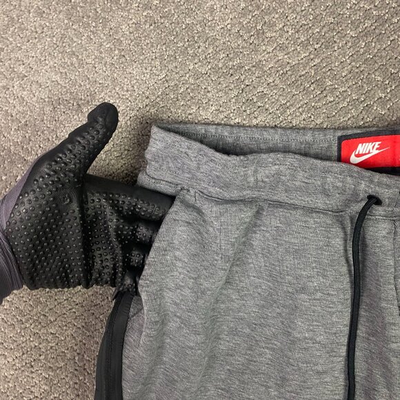 Nike Tech Fleece Shorts Men's Large Gray Gym Running Sweat Training 805160 091 - Picture 4 of 14